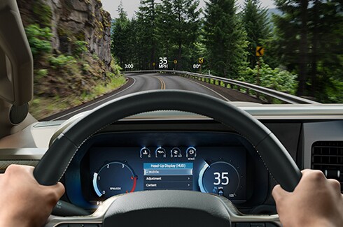 Ford F250 2025, Camioneta Pickup equipada con Head Up Display, información proyectada en parabrisas